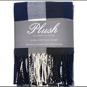 Brand New Plush Apparel plaid scarf